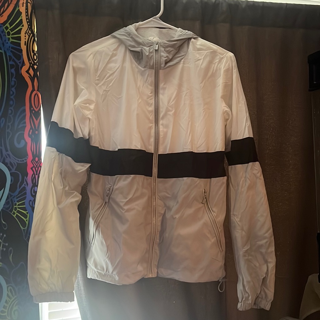 Garage Brand Windbreaker. Size Xs, Whit And Grey With Black Stripe.